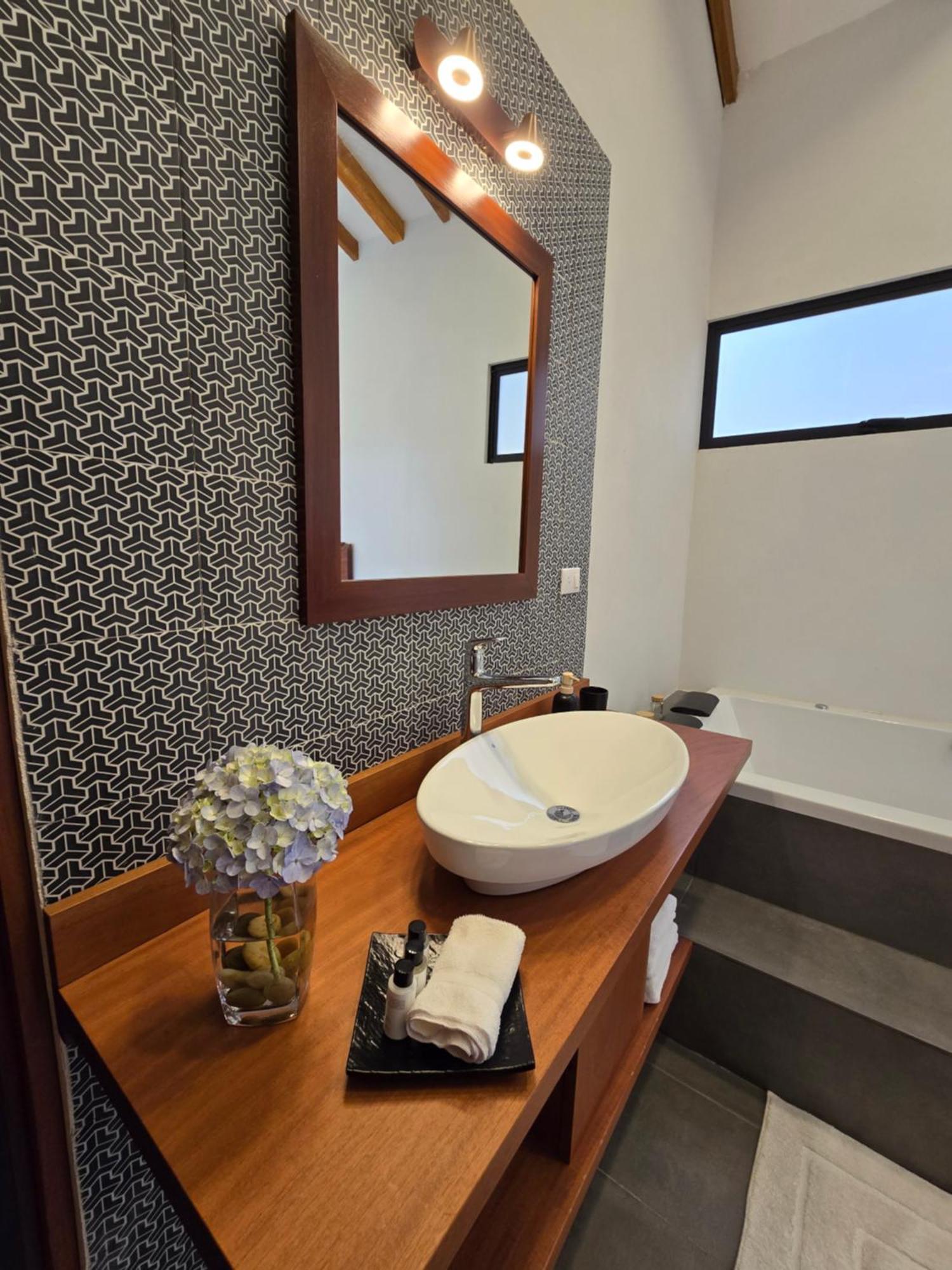 Monteverde Casa Mia, Near Main Attractions And Town! Room photo